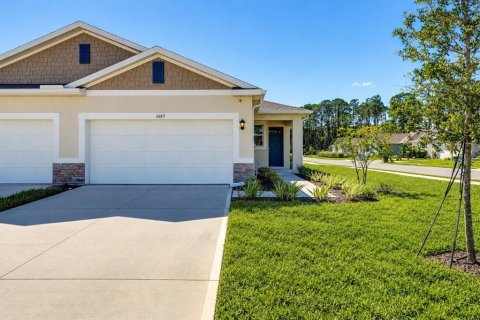 House in Ormond Beach, Florida 2 bedrooms, 151.06 sq.m. № 2420625 - photo 2