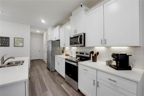 House in Ormond Beach, Florida 2 bedrooms, 151.06 sq.m. № 2420625 - photo 5