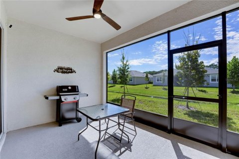 House in Ormond Beach, Florida 2 bedrooms, 151.06 sq.m. № 2420625 - photo 11