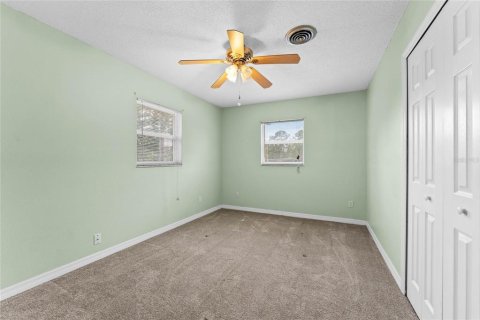 House in Orlando, Florida 5 bedrooms, 223.99 sq.m. № 1592870 - photo 21