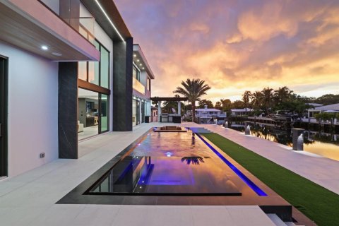 Casa en venta en Fort Lauderdale, Florida, 5 dormitorios, 533.26 m2 № 2342781 - foto 9