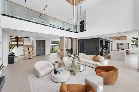 Casa en venta en Fort Lauderdale, Florida, 5 dormitorios, 533.26 m2 № 2342781 - foto 22