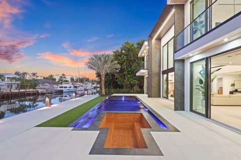 Casa en venta en Fort Lauderdale, Florida, 5 dormitorios, 533.26 m2 № 2342781 - foto 10