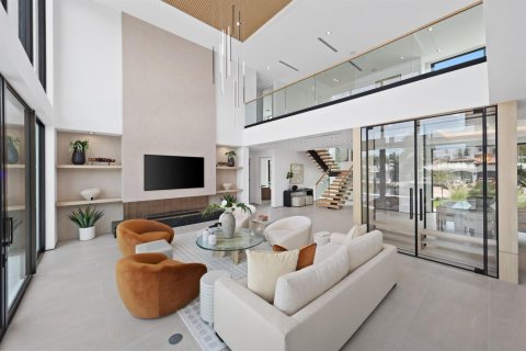 Casa en venta en Fort Lauderdale, Florida, 5 dormitorios, 533.26 m2 № 2342781 - foto 18