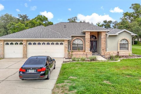 Villa ou maison à vendre à Hudson, Floride: 4 chambres, 204.76 m2 № 1886811 - photo 1