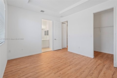 Touwnhouse à louer à Homestead, Floride: 4 chambres, 143.44 m2 № 2013942 - photo 21