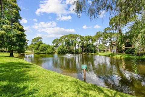 Condominio en venta en Saint Petersburg, Florida, 2 dormitorios, 90.58 m2 № 1562164 - foto 9