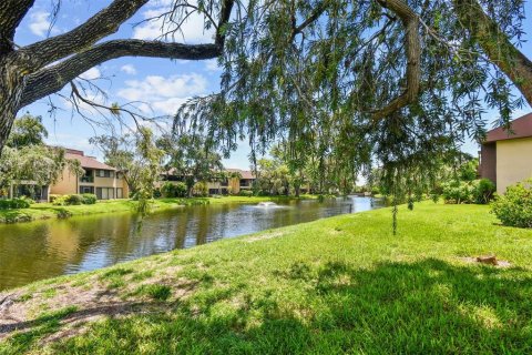 Condominio en venta en Saint Petersburg, Florida, 2 dormitorios, 90.58 m2 № 1562164 - foto 15