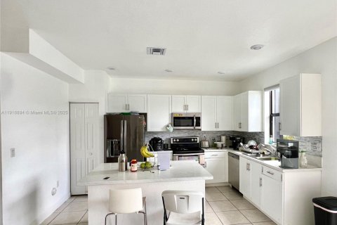 Adosado en venta en Davie, Florida, 4 dormitorios, 173.08 m2 № 2017216 - foto 7