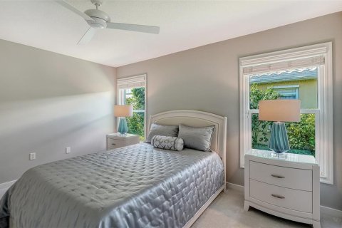 House in Sarasota, Florida 3 bedrooms, 255.95 sq.m. № 2396311 - photo 30