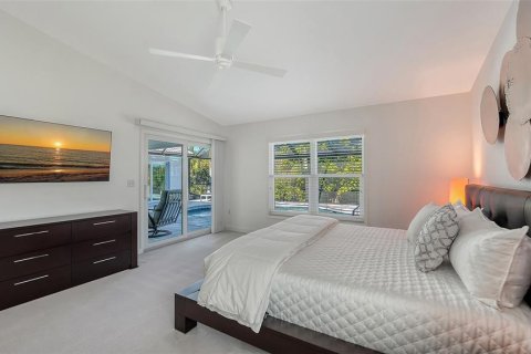 House in Sarasota, Florida 3 bedrooms, 255.95 sq.m. № 2396311 - photo 24