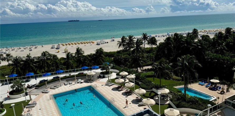 Studio à Condo à Miami Beach, Floride № 1732065