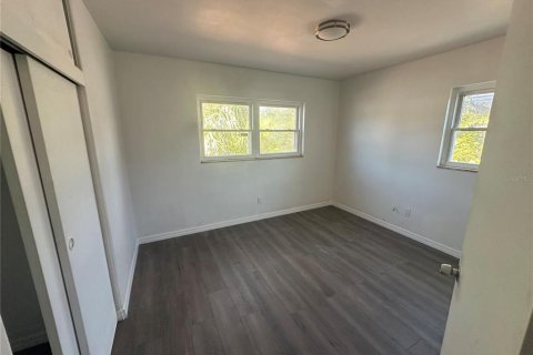 Villa ou maison à vendre à Tampa, Floride: 5 chambres, 171.31 m2 № 1521080 - photo 21
