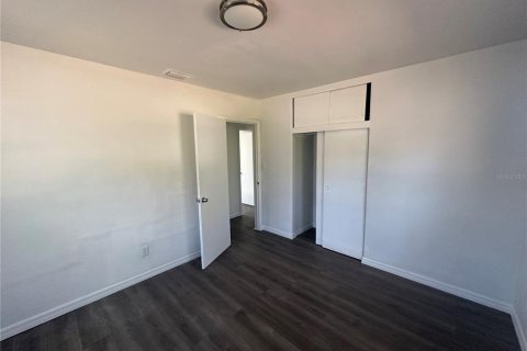 Villa ou maison à vendre à Tampa, Floride: 5 chambres, 171.31 m2 № 1521080 - photo 19