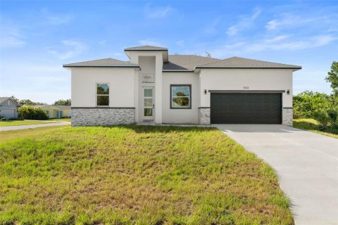 Villa ou maison à Port Charlotte, Floride 4 chambres, 151.43 m2 № 2209368