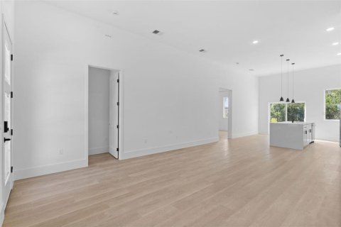 Villa ou maison à vendre à Port Charlotte, Floride: 4 chambres, 151.43 m2 № 2209368 - photo 6