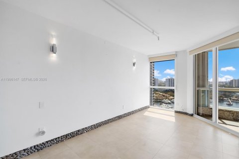 Condo in Aventura, Florida, 2 bedrooms  № 1956856 - photo 29