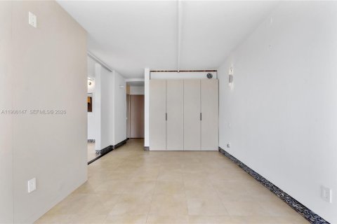 Condo in Aventura, Florida, 2 bedrooms  № 1956856 - photo 27