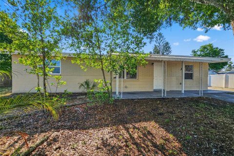 Villa ou maison à Holiday, Floride 3 chambres, 132.66 m2 № 2388717