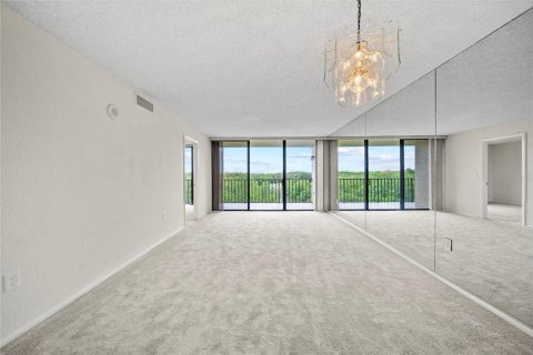 Condominio en venta en Clearwater, Florida, 2 dormitorios, 89.19 m2 № 1843685 - foto 11