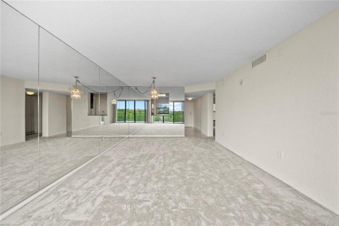 Condominio en venta en Clearwater, Florida, 2 dormitorios, 89.19 m2 № 1843685 - foto 12