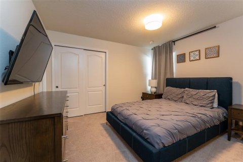 Villa ou maison à vendre à Kissimmee, Floride: 8 chambres, 375.42 m2 № 293362 - photo 18