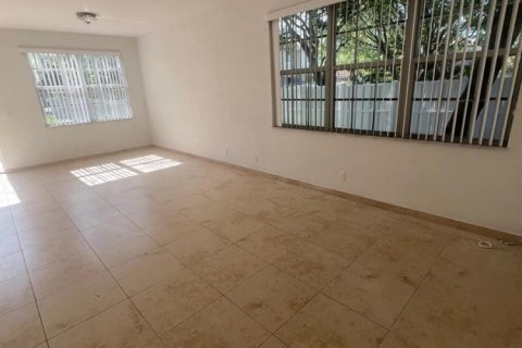 Adosado en alquiler en Sunrise, Florida, 4 dormitorios, 171.68 m2 № 2192167 - foto 27