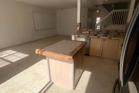 Adosado en alquiler en Sunrise, Florida, 4 dormitorios, 171.68 m2 № 2192167 - foto 21