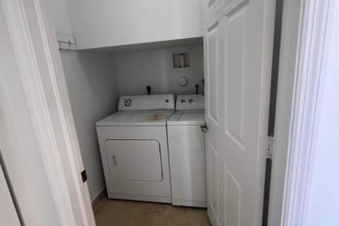 Adosado en alquiler en Sunrise, Florida, 4 dormitorios, 171.68 m2 № 2192167 - foto 30