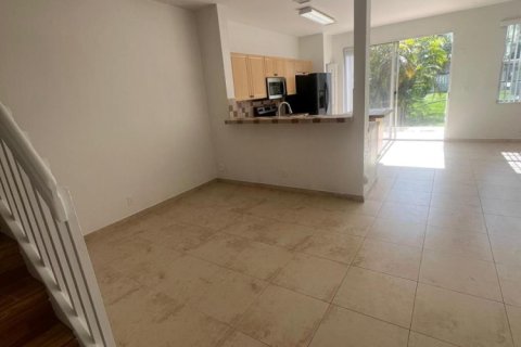 Adosado en alquiler en Sunrise, Florida, 4 dormitorios, 171.68 m2 № 2192167 - foto 26