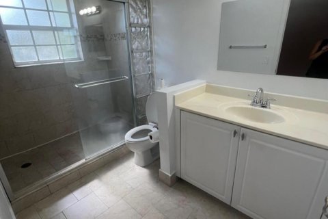 Adosado en alquiler en Sunrise, Florida, 4 dormitorios, 171.68 m2 № 2192167 - foto 17