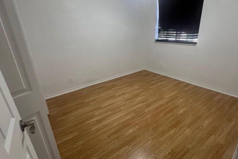 Adosado en alquiler en Sunrise, Florida, 4 dormitorios, 171.68 m2 № 2192167 - foto 10