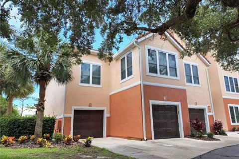 Copropriété à louer à Sarasota, Floride: 2 chambres, 112.32 m2 № 1894116 - photo 1
