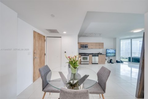 Снять в аренду кондоминиум в Майами, Флорида 1 спальня, 71.35м2, № 2004504 - фото 3