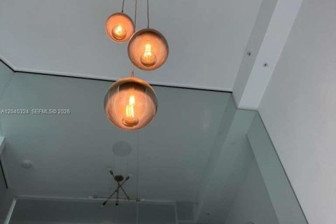 Copropriété à vendre à Miami, Floride: 2 chambres, 130.25 m2 № 2087092 - photo 13