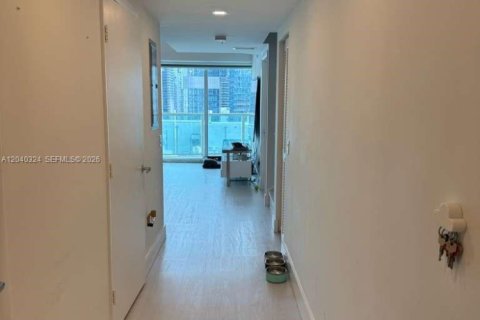 Copropriété à vendre à Miami, Floride: 2 chambres, 130.25 m2 № 2087092 - photo 9