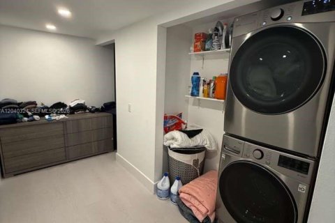 Copropriété à vendre à Miami, Floride: 2 chambres, 130.25 m2 № 2087092 - photo 16