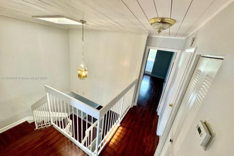 Touwnhouse à vendre à Coral Springs, Floride: 4 chambres, 157 m2 № 1963512 - photo 15