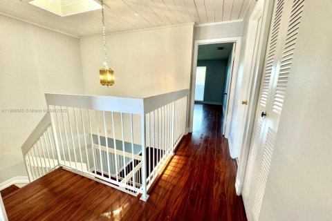 Touwnhouse à vendre à Coral Springs, Floride: 4 chambres, 157 m2 № 1963512 - photo 30