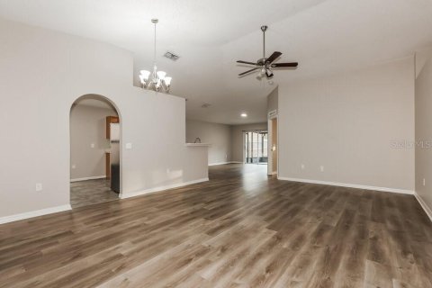Casa en alquiler en Riverview, Florida, 3 dormitorios, 149.76 m2 № 2100421 - foto 4
