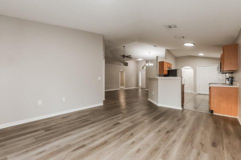 Casa en alquiler en Riverview, Florida, 3 dormitorios, 149.76 m2 № 2100421 - foto 8