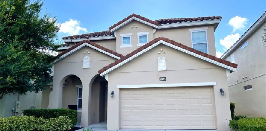 House in Davenport, Florida 6 bedrooms, 335.28 sq.m. № 216394