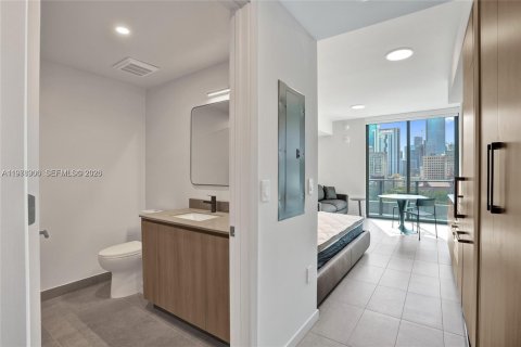 Снять в аренду кондоминиум в Майами, Флорида № 2051395 - фото 2