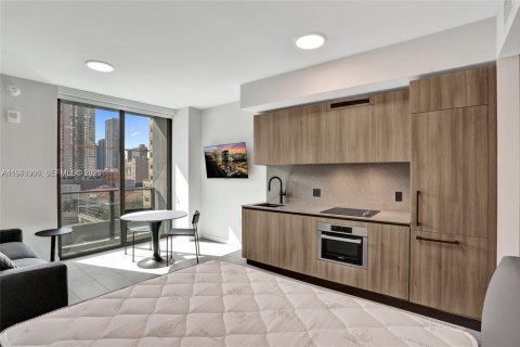 Снять в аренду кондоминиум в Майами, Флорида № 2051395 - фото 7