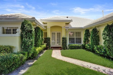 House in West Palm Beach, Florida 4 bedrooms, 264.31 sq.m. № 2242092 - photo 4