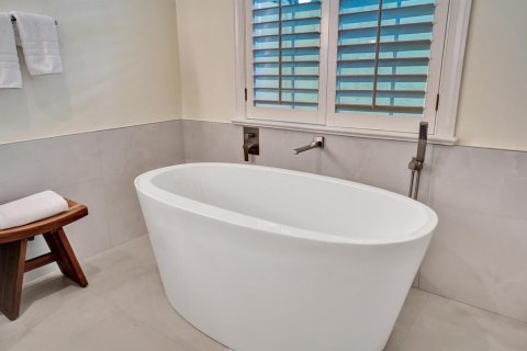 House in West Palm Beach, Florida 4 bedrooms, 264.31 sq.m. № 2242092 - photo 21