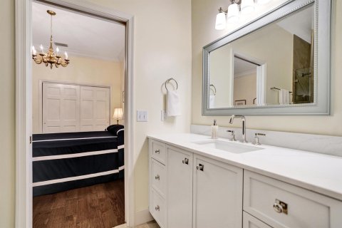 House in West Palm Beach, Florida 4 bedrooms, 264.31 sq.m. № 2242092 - photo 26