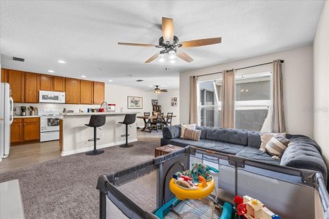 Adosado en venta en Orlando, Florida, 4 dormitorios, 162.02 m2 № 1840494 - foto 8