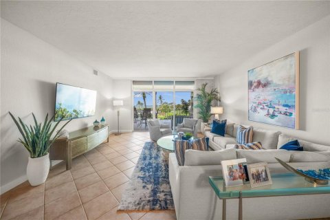 Condo in Longboat Key, Florida, 3 bedrooms  № 1870520 - photo 15