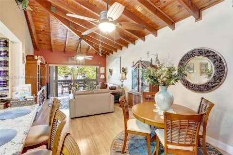 Купить кондоминиум в Корал-Гейблс, Флорида 2 спальни, 96.43м2, № 1954102 - фото 6